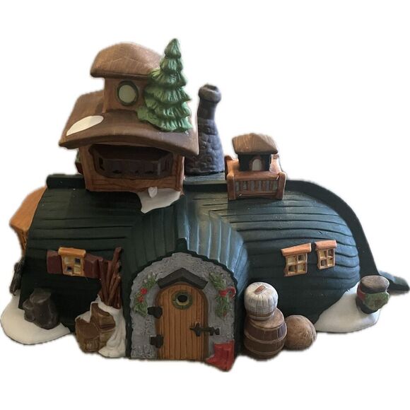 Department 56 Other - 1989 Department 56 David Copperfield Peggottys Seaside Cottage Hand Painted